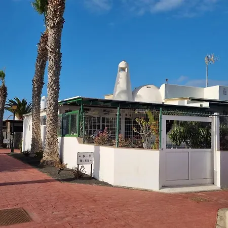 Isabel Maria Playa Blanca