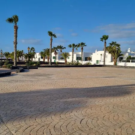 Isabel Maria Playa Blanca (Lanzarote)
